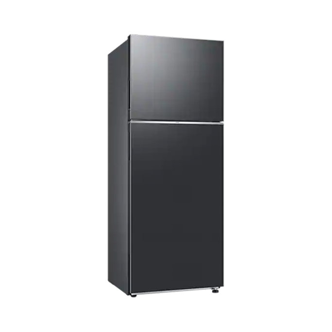 Upgrade to Samsung's 415L: Optimal Fresh+ – the best in home appliances.